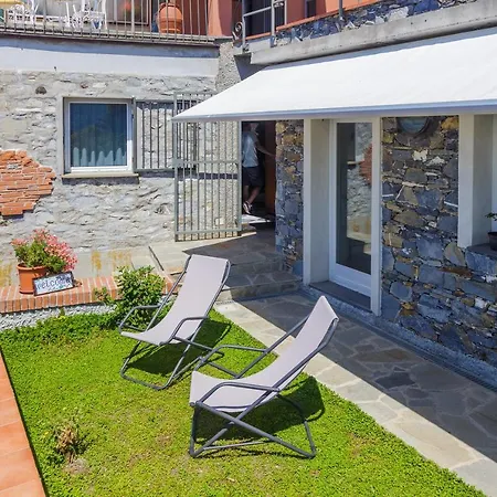 Polanesi Sea View Apartment