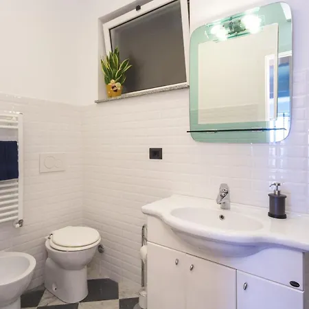 Polanesi Sea View Apartment